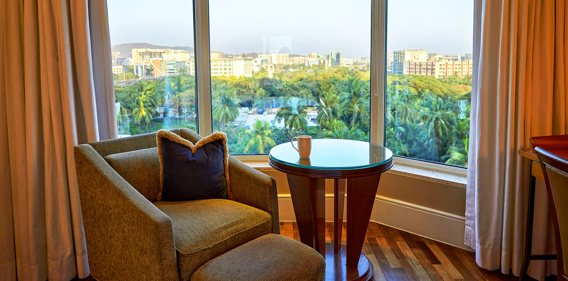 Premier City View Room The Leela Mumbai